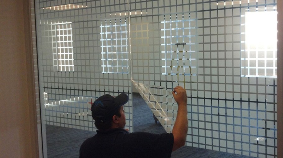 Армированное стекло перегородка