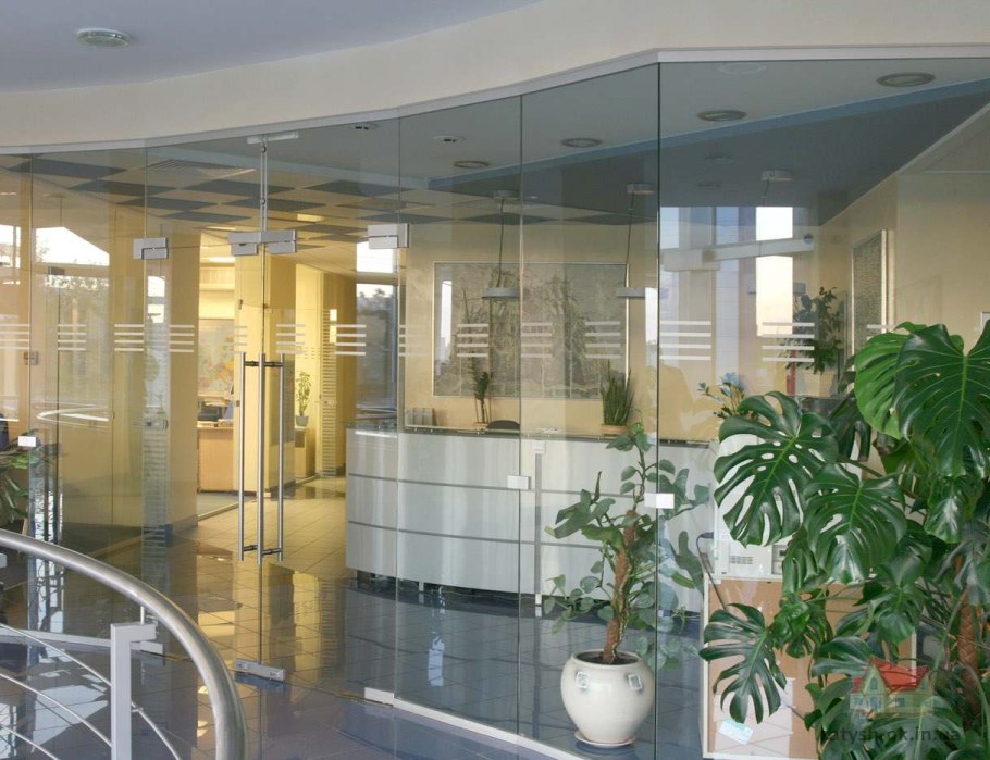 Остекление бутиков