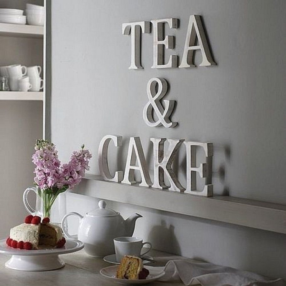 Буквы для декора интерьера