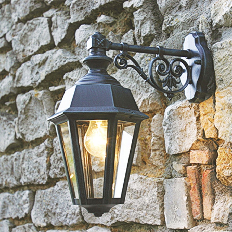 Roger Pradier (фонарь низкий с розеткой)