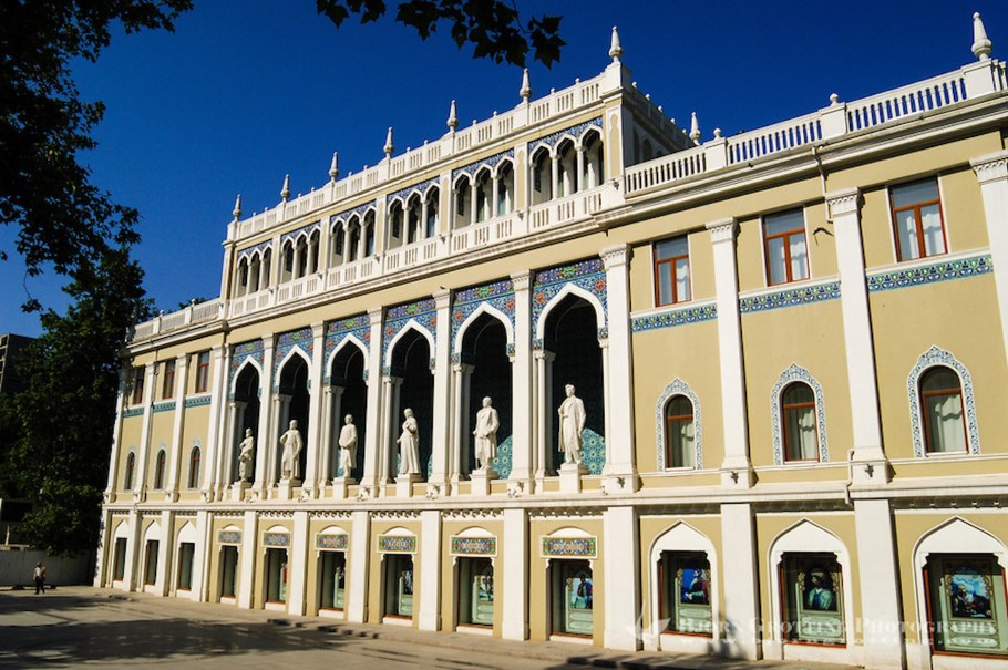 Национальная архитектура Азербайджан