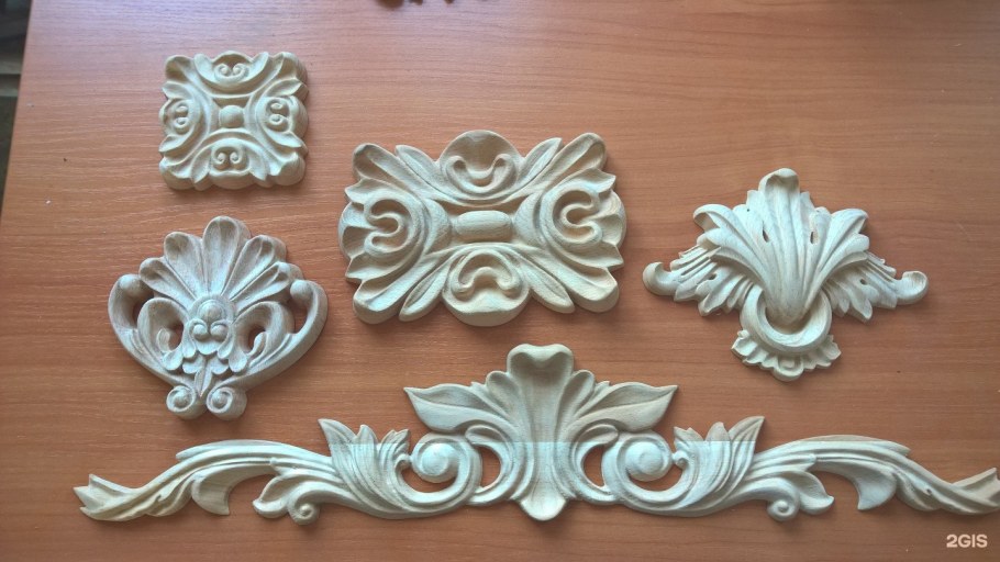 Цветы на мебели роспись