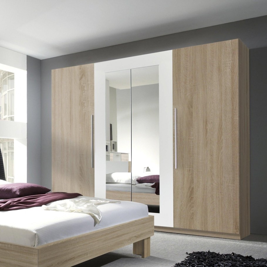 Шкаф в спальню светлое дерево