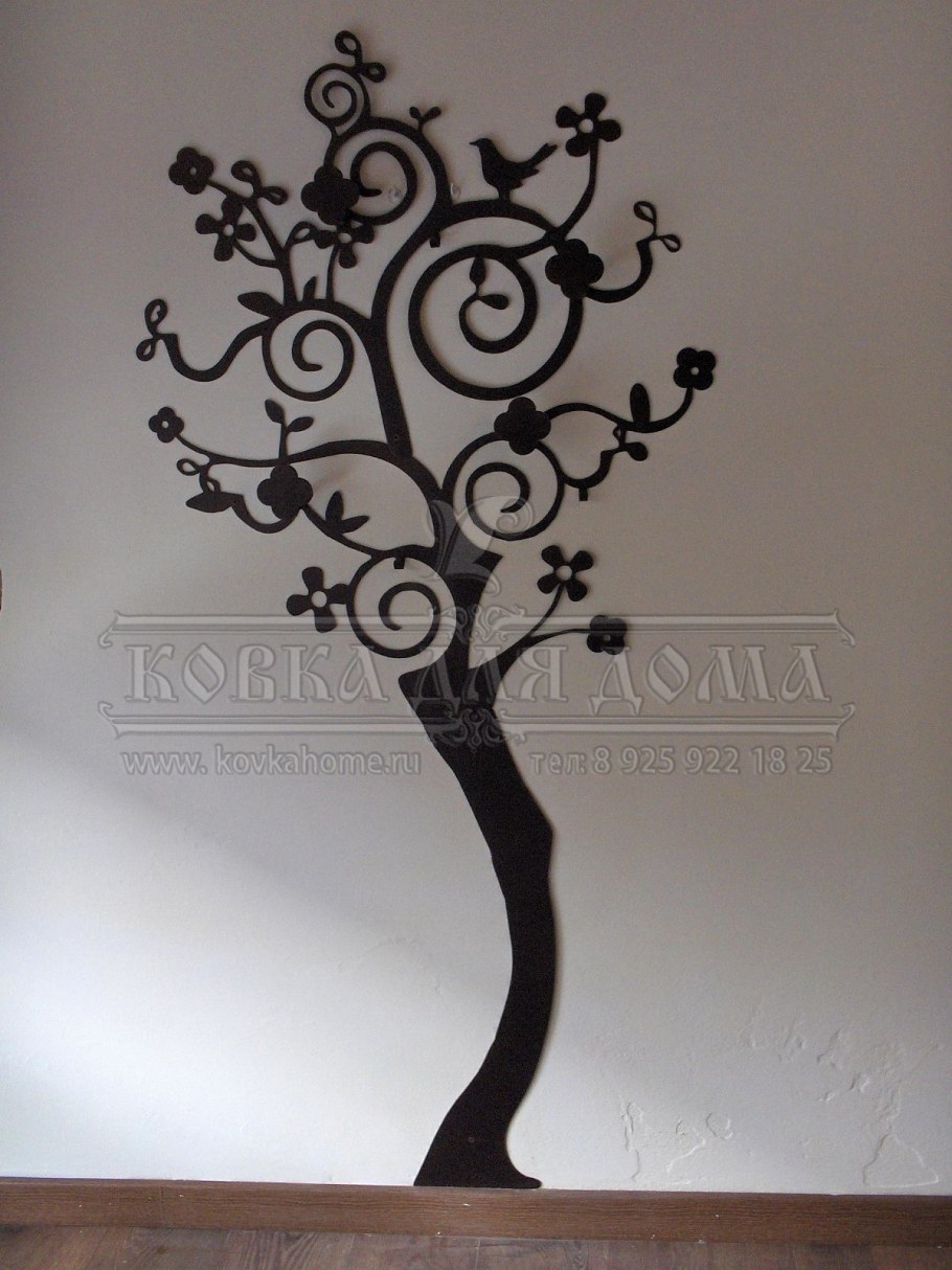 Вешалка настенная металлическая в виде дерева