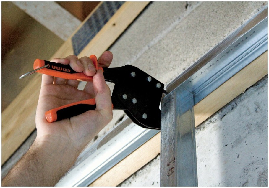 Инструмент для сборки профиля для гипсокартона