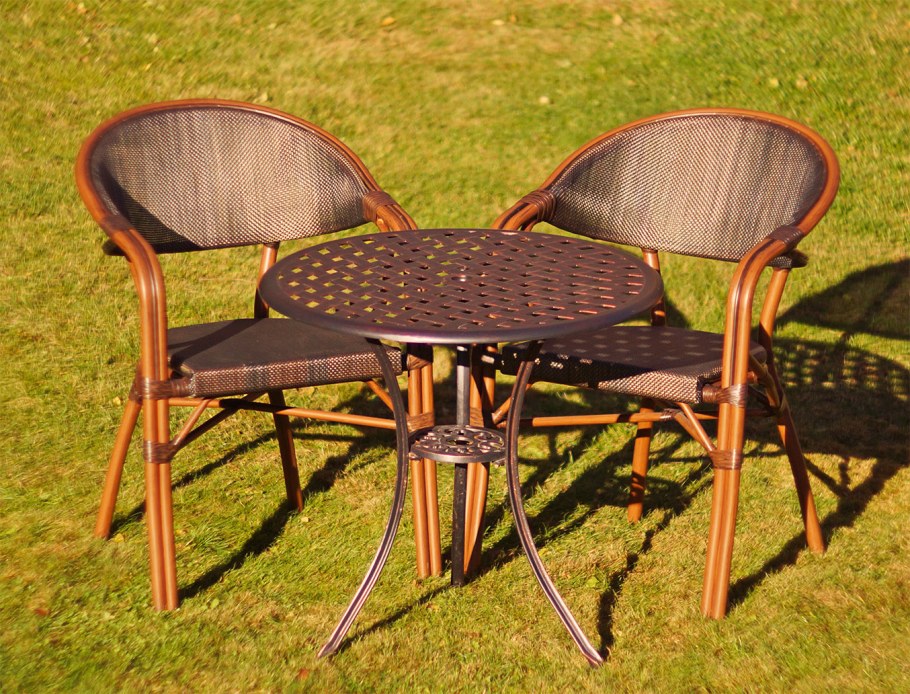 Стол садовый лягушка