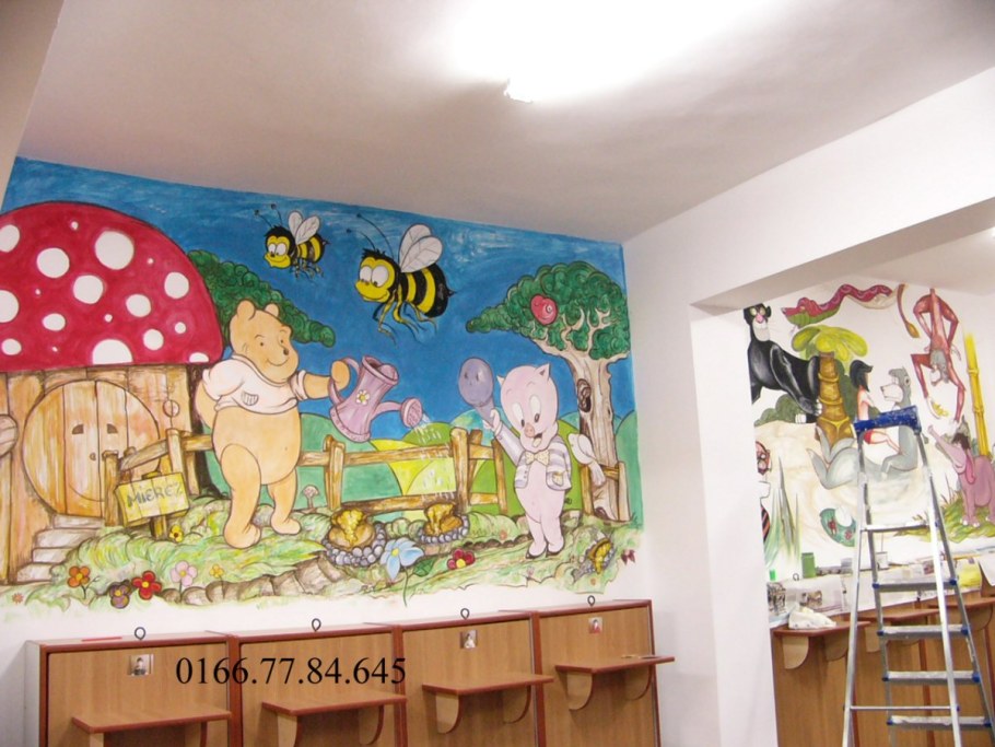Роспись стен в группе детского сада