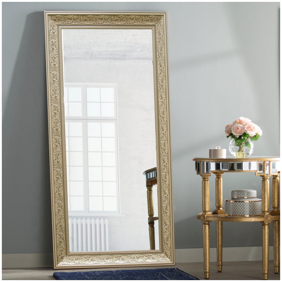 Большое зеркало