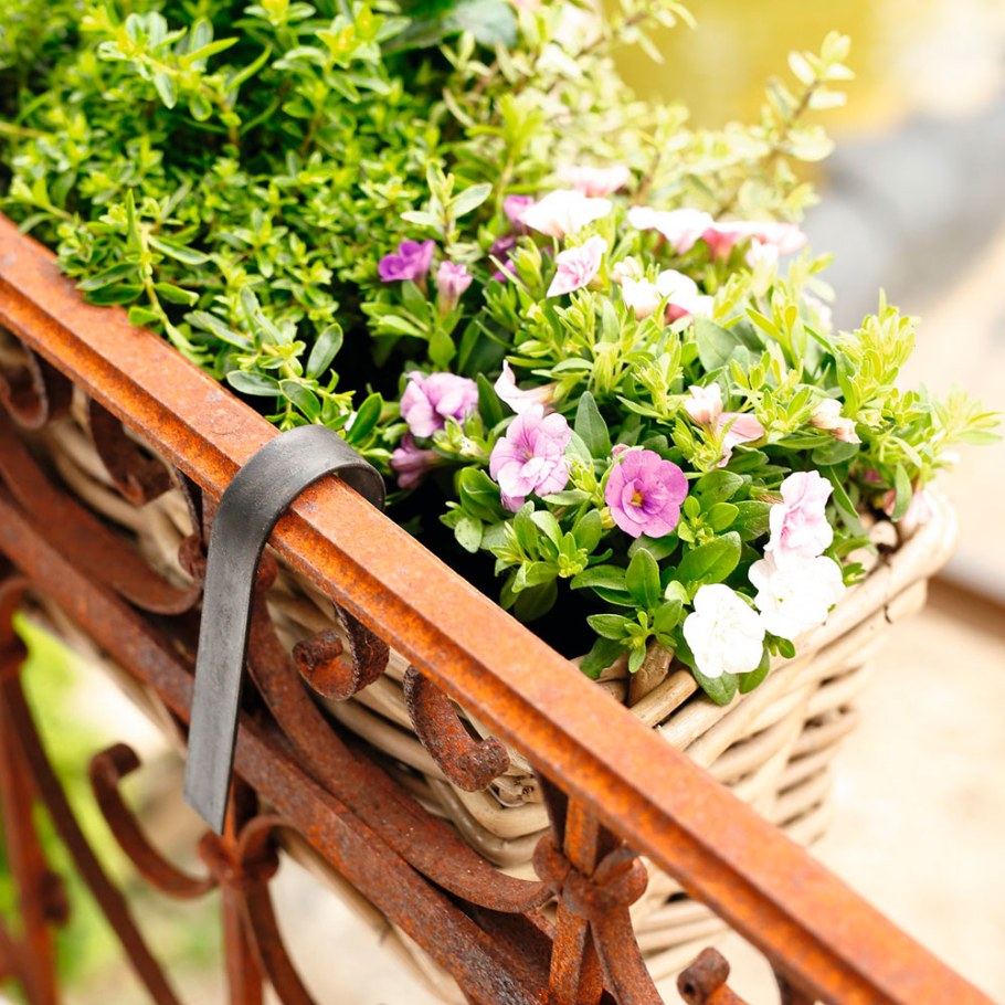 Кашпо балконное