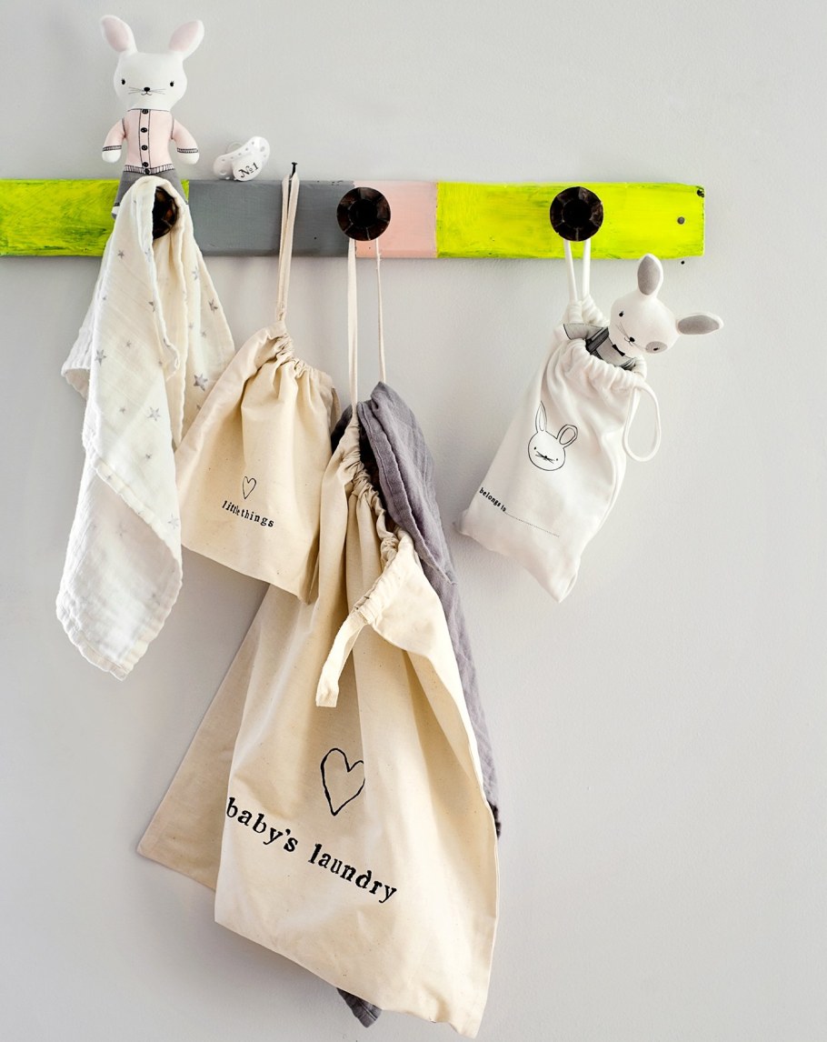 Вешалка тройная