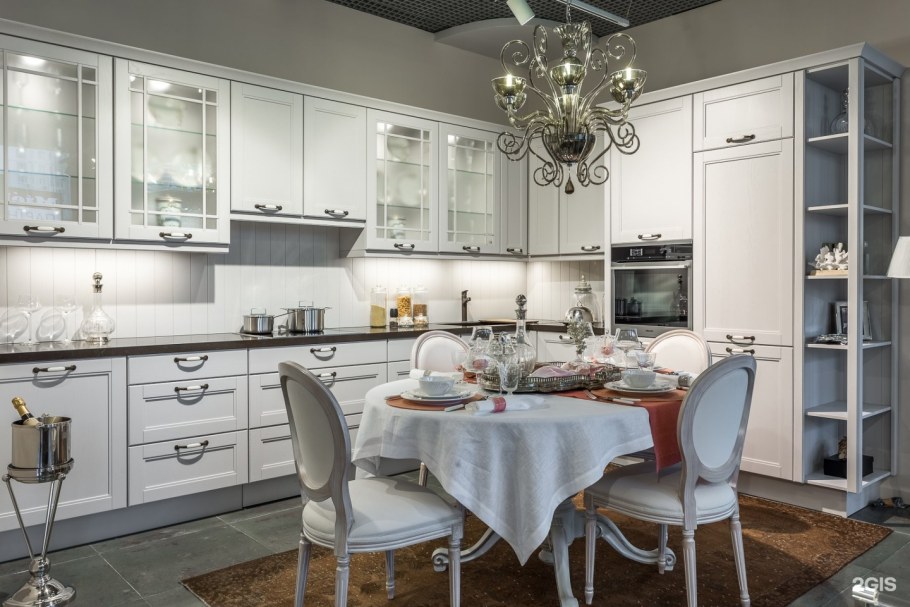 Трио интерьер на Маршала Жукова