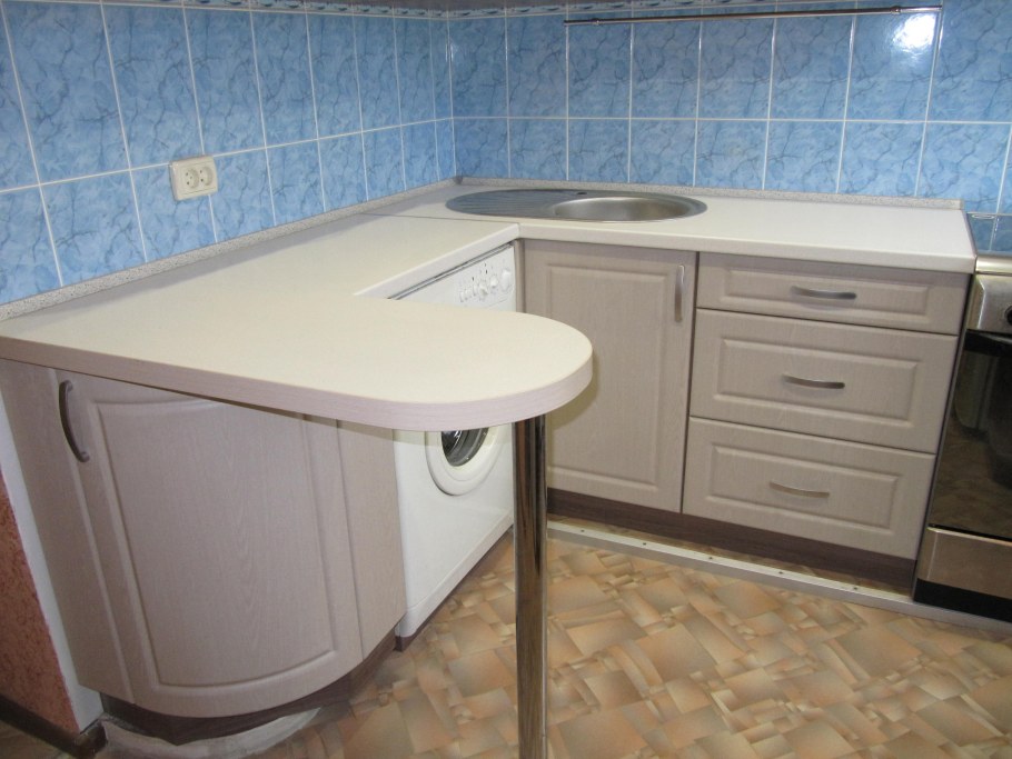 Кухня дуб циннамон Леруа