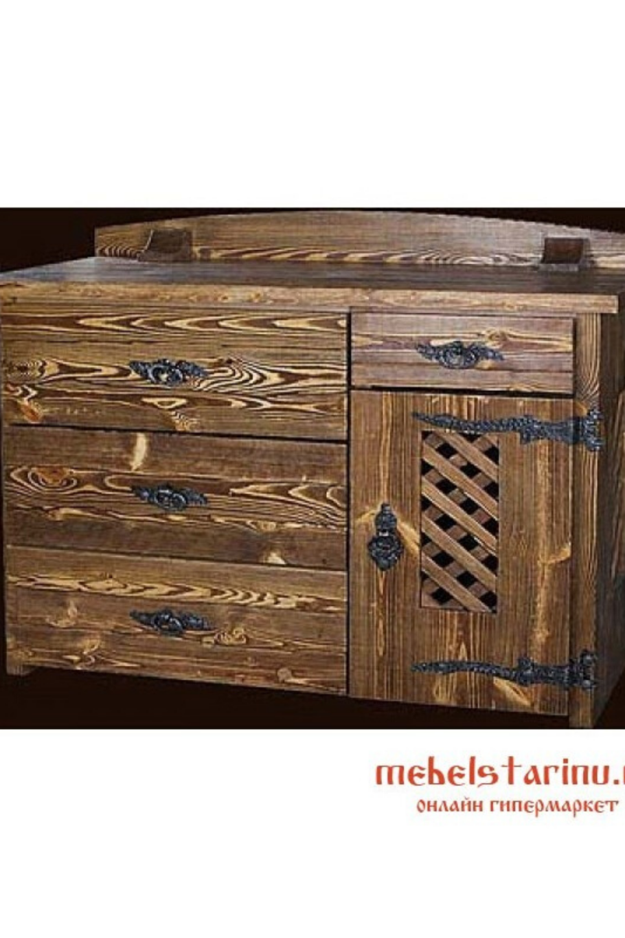 Комод из состаренного дерева