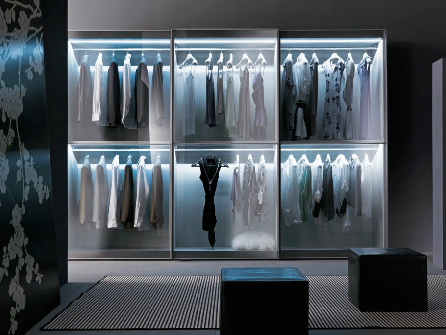 Гардеробная с подсветкой