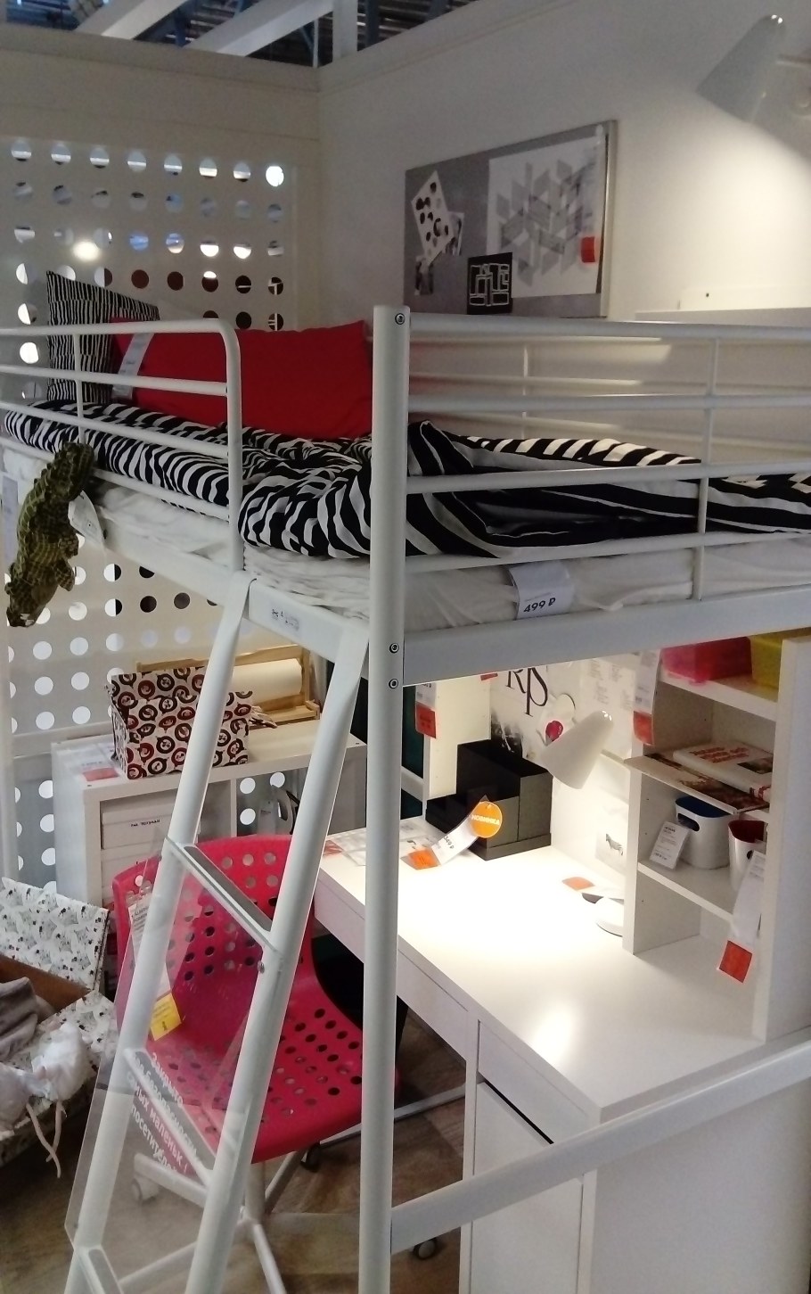 Кровать-чердак ikea СВЭРТА