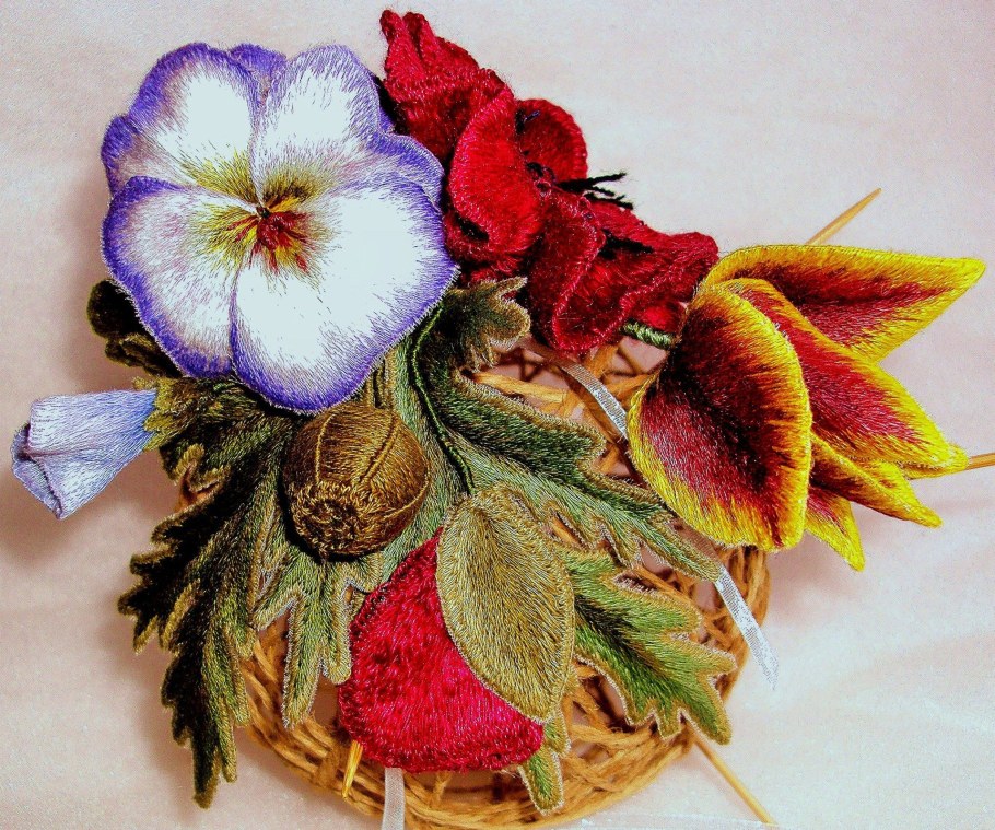 Вышивка STUMPWORK