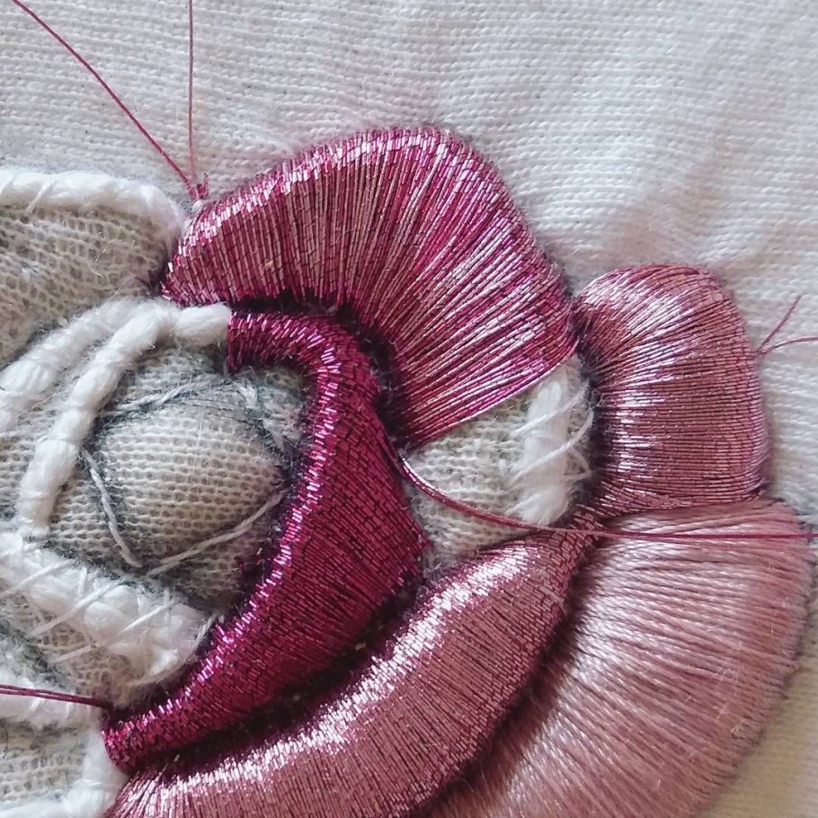 Галина Перова объемная вышивка