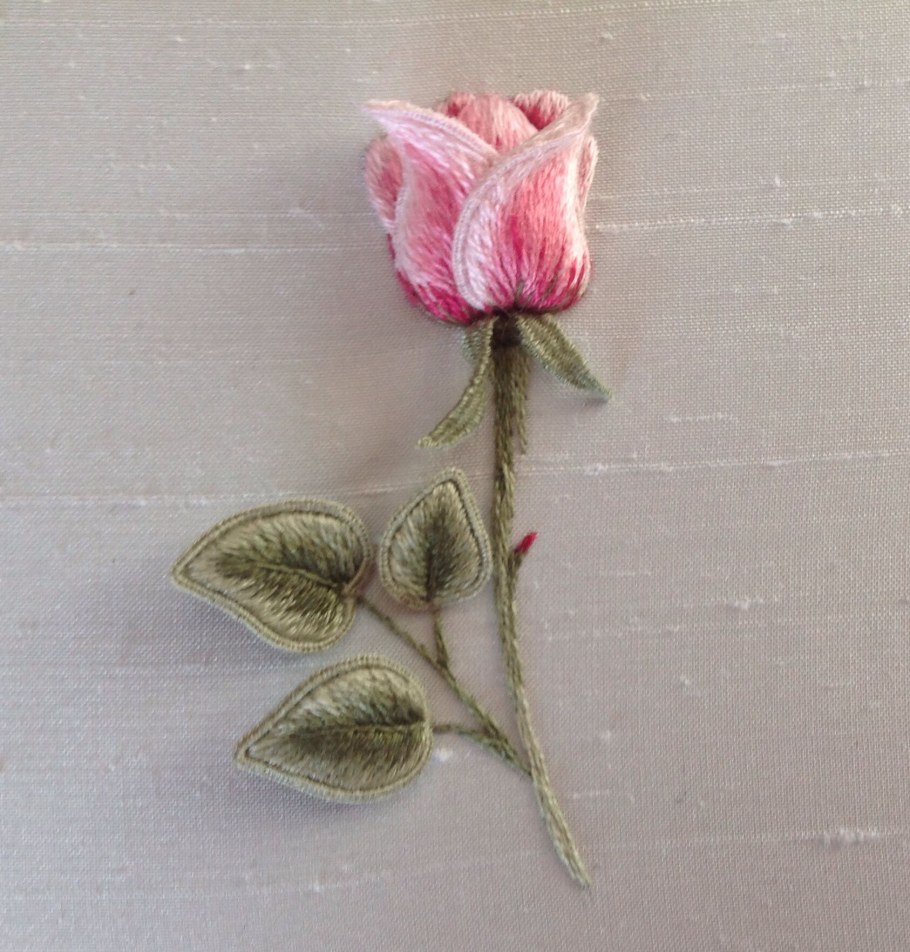 Объёмная вышивка мулине цветы