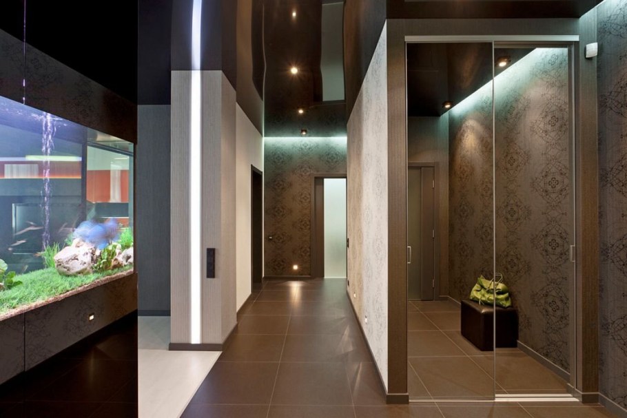 Коридор в стиле Хай тек