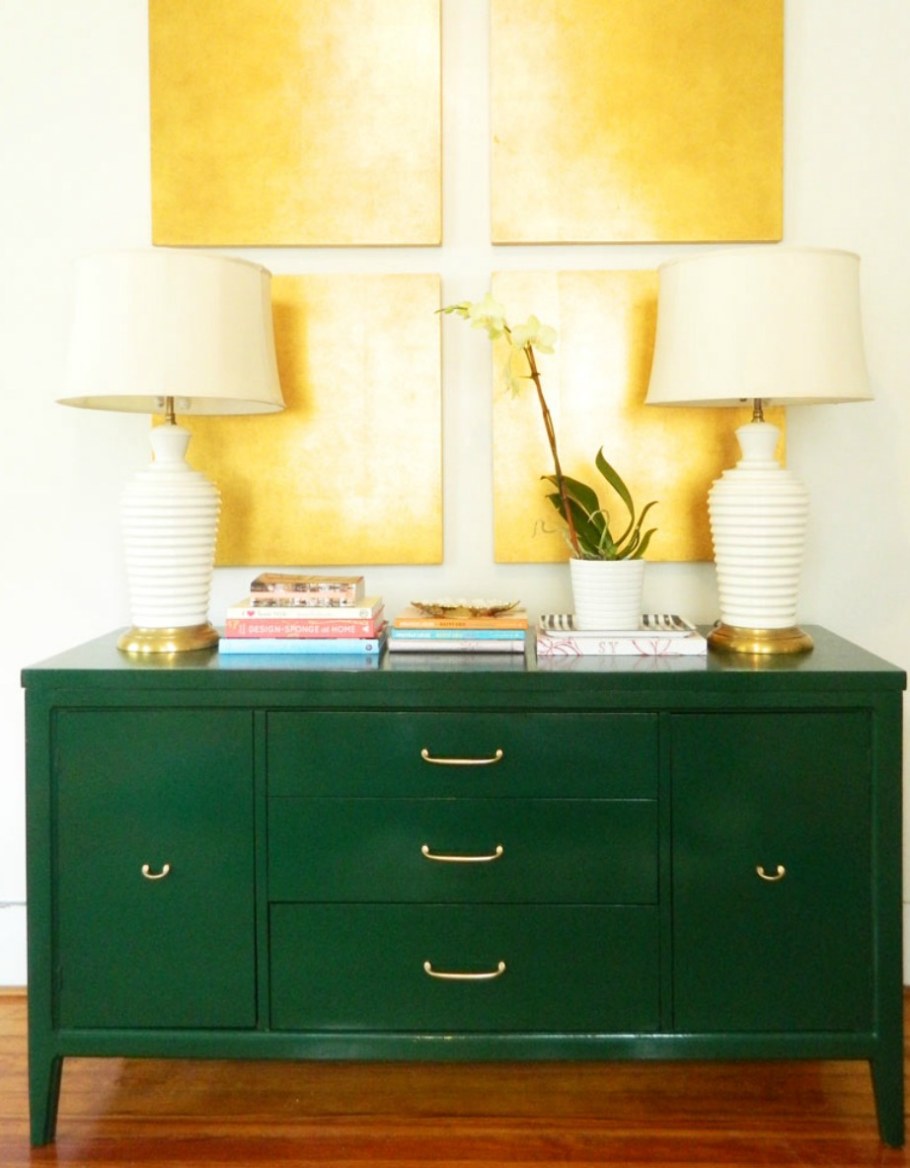 Комод изумрудного цвета
