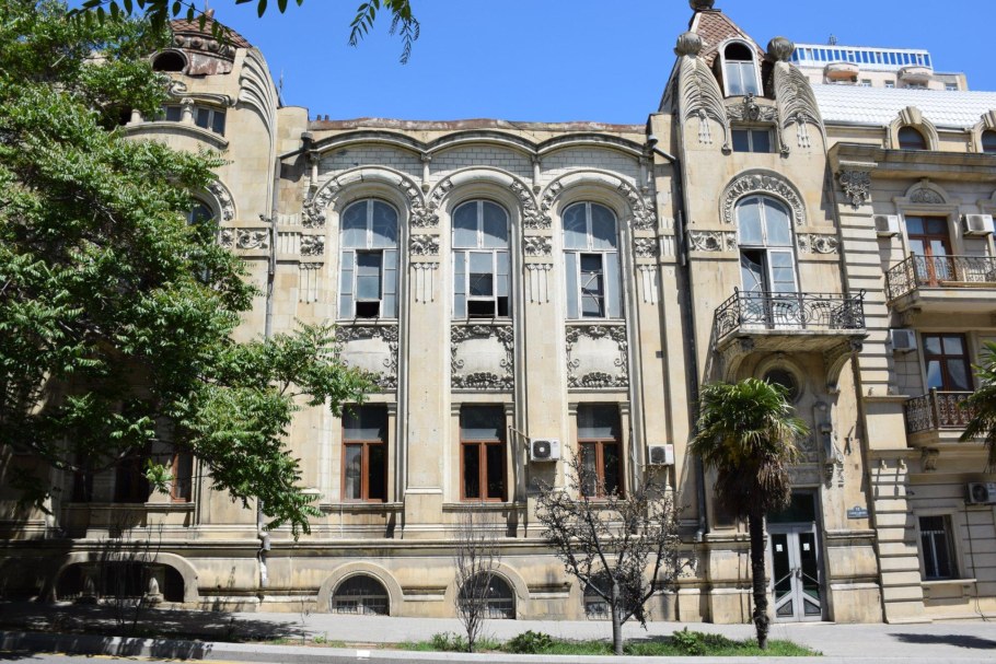 Особняк Кербалаи Исрафила Гаджиева