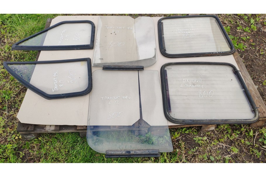 Стекло лобовое Форд Транзит 1999г