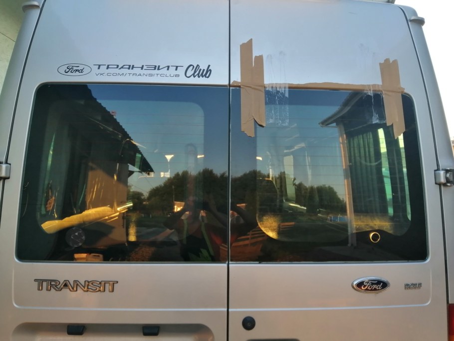 Дверь задка Ford Transit 2019