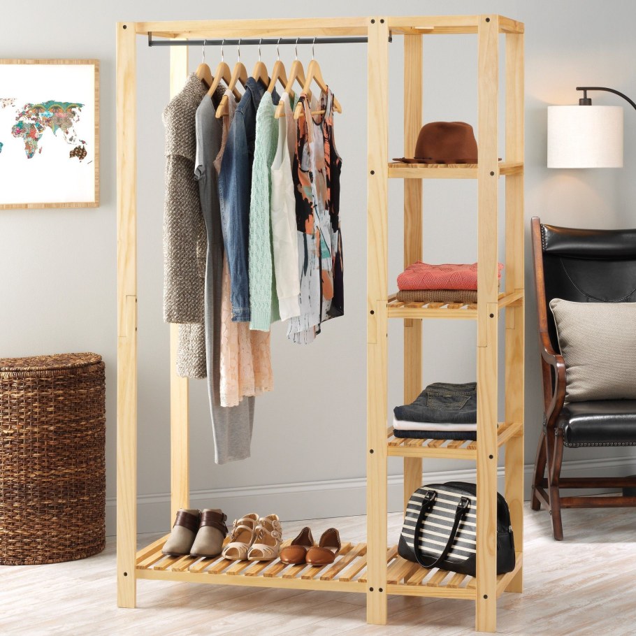 Вешалка напольная из брусков