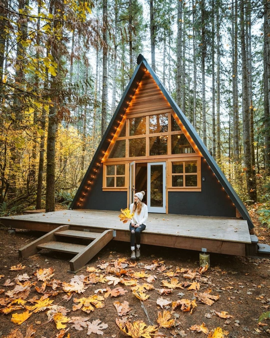 Домик шалаш Манская Заимка