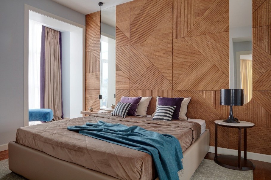 Деревянные панели в спальне