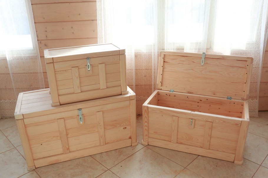 Стол комод универсальный на дачу деревянный