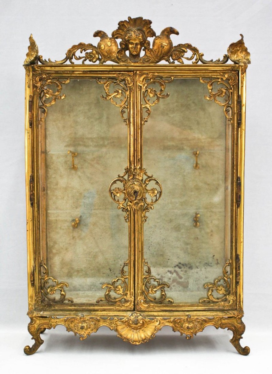 Шкаф рококо 18 век