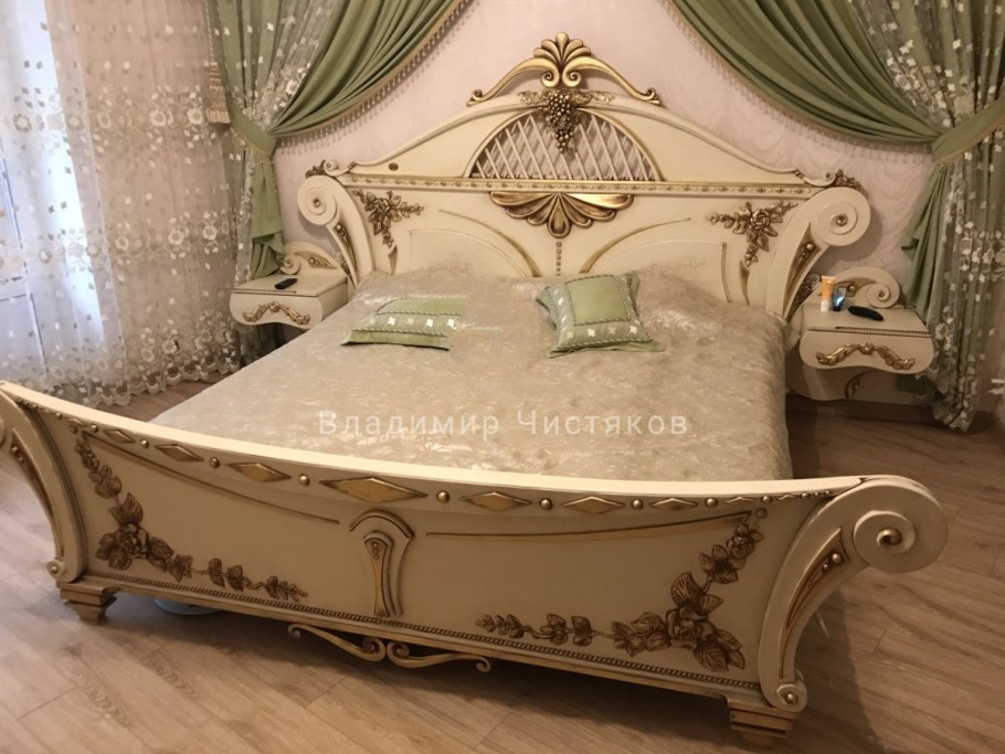 Тумба "Луи Филипп" ов 20.03