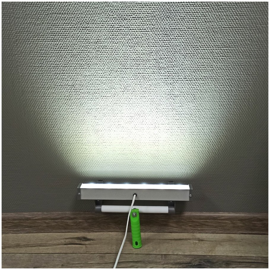 Малярная лампа проявочный свет