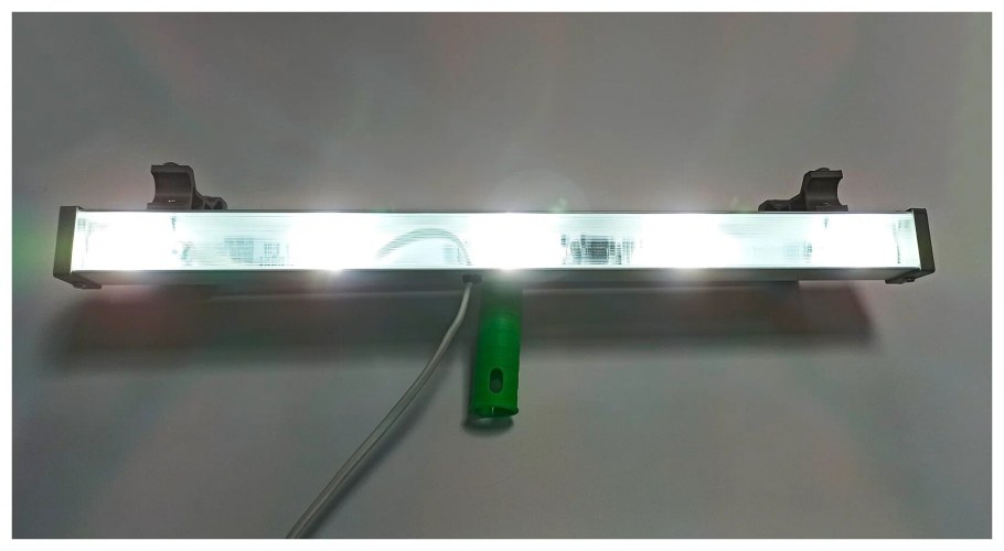 Малярная лампа проявочный свет