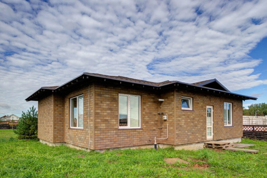 Фасадная плитка ТЕХНОНИКОЛЬ Hauberk песчаный кирпич