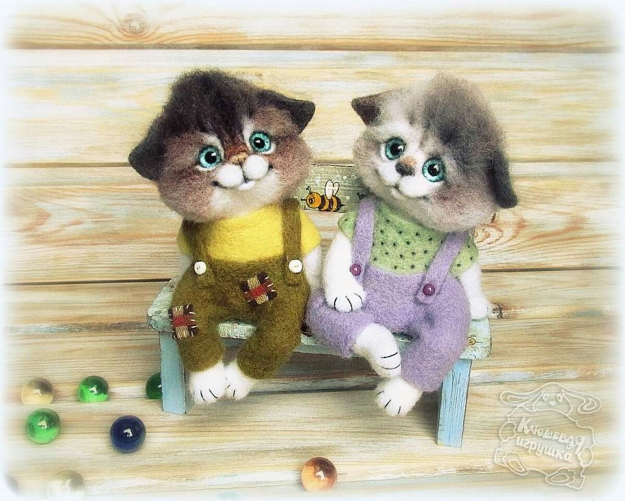 Валяные игрушки из шерсти котики