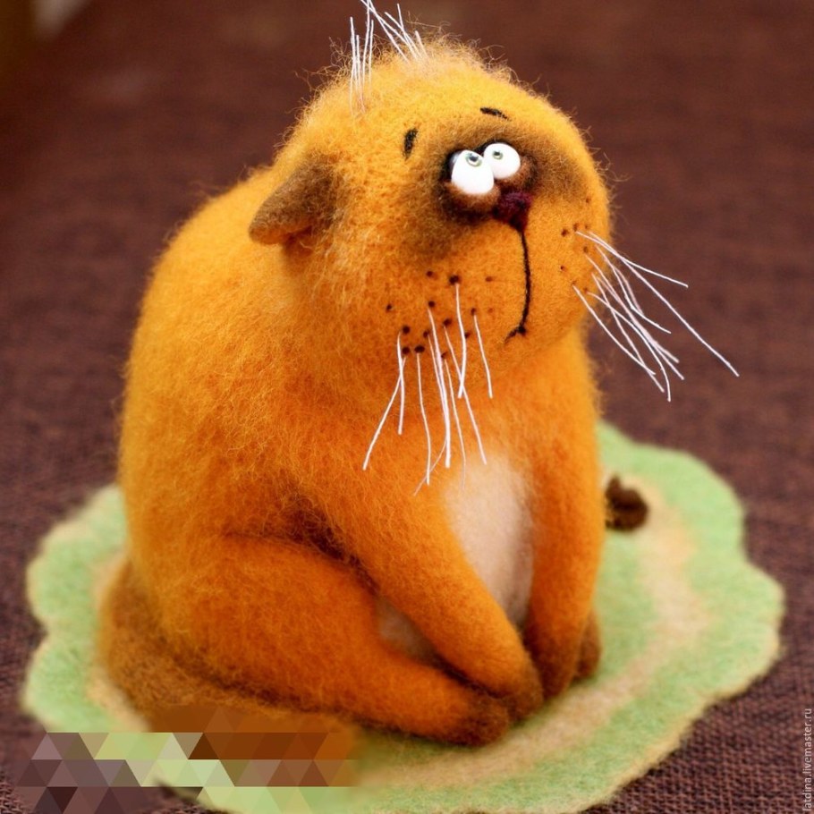 Интерьерная валяная игрушка