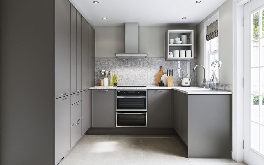 Серая кухня с пеналом