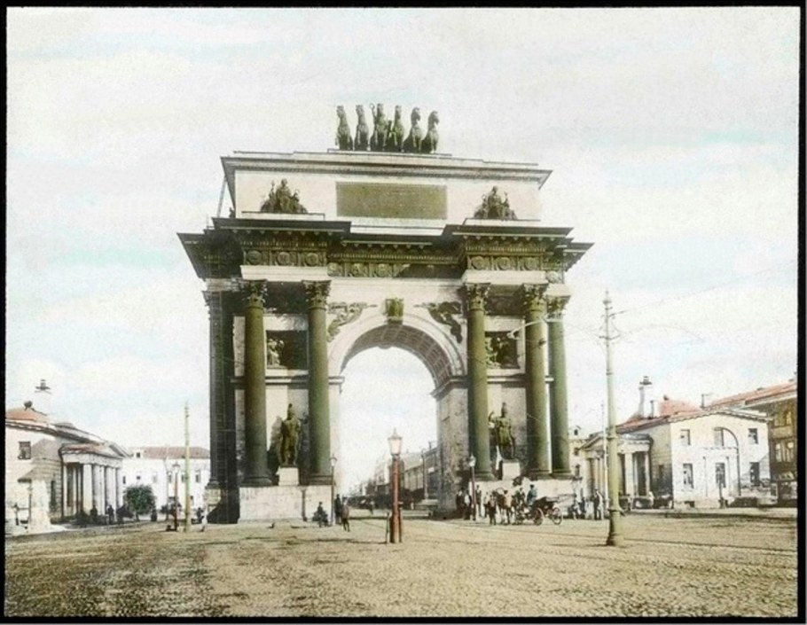 Триумфальная арка в Москве