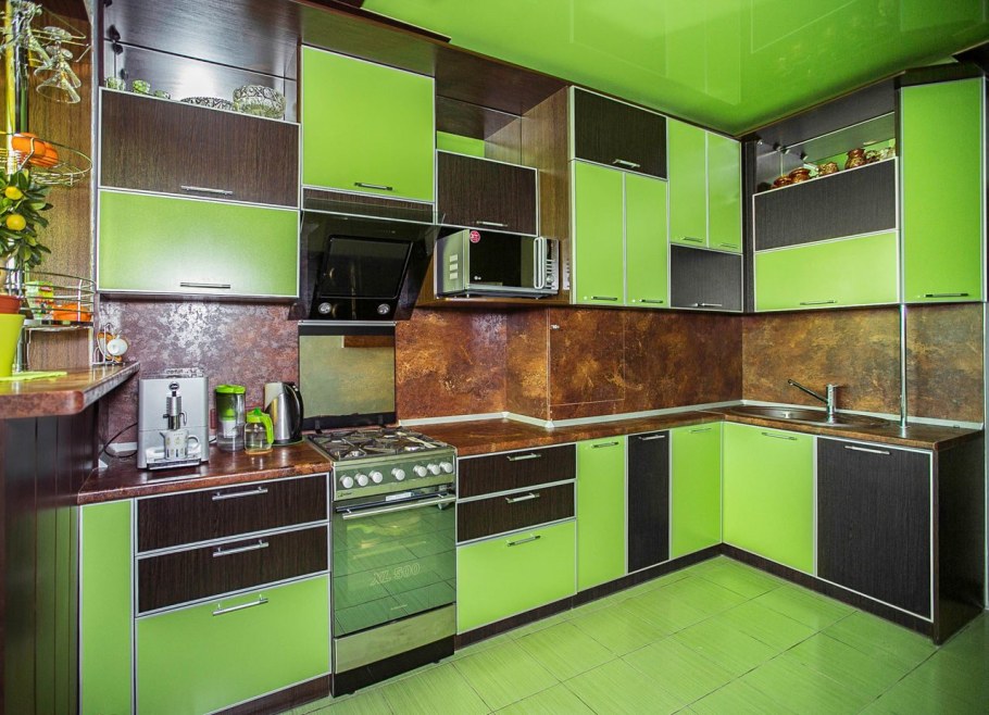 Кухонный гарнитур зеленый