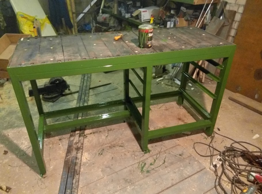 Верстак из профильной трубы 25х25