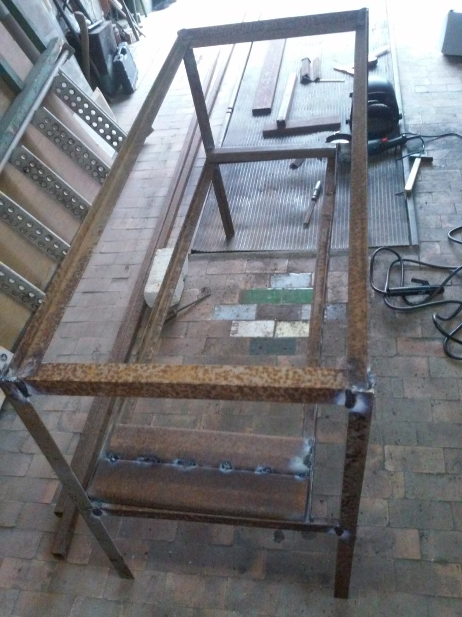 Верстак из профильной трубы 60х40