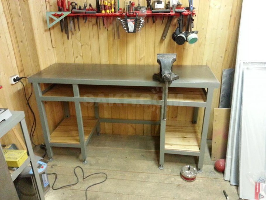 Верстак в гараж