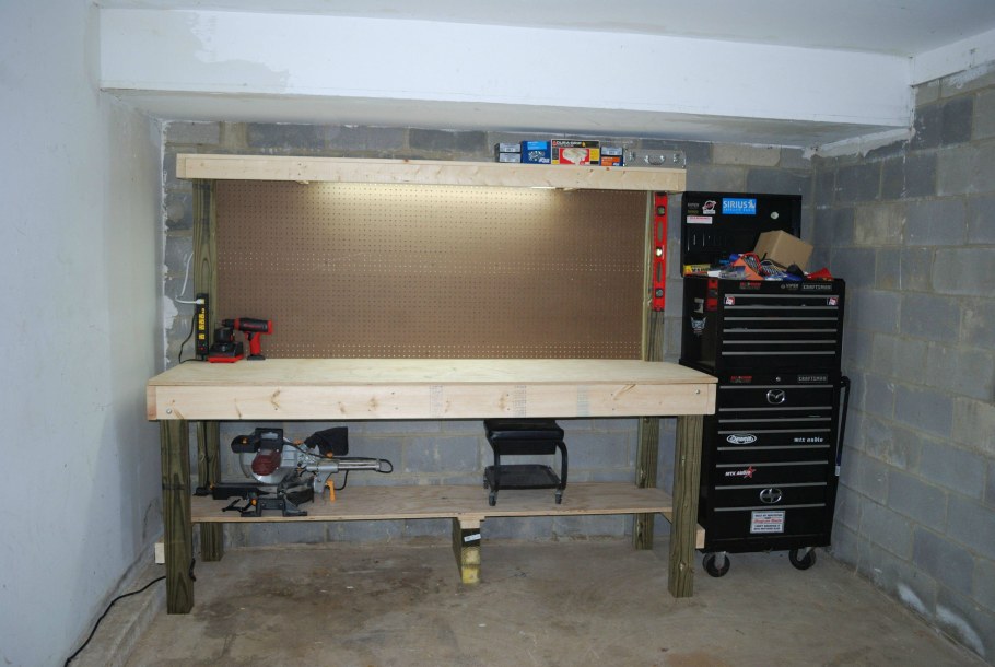 Стол в гараж своими руками