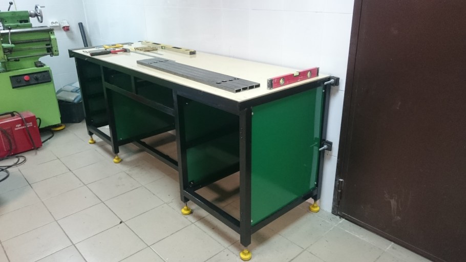 Верстак из профильной трубы 40x20