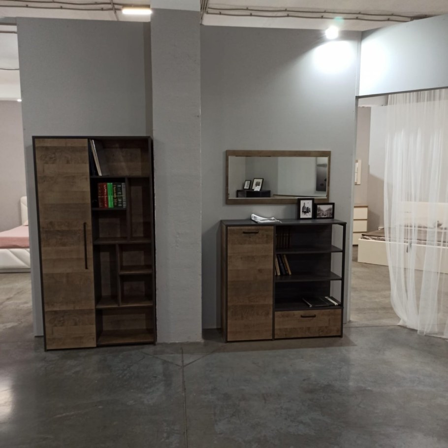 Стенка Трувор Моби