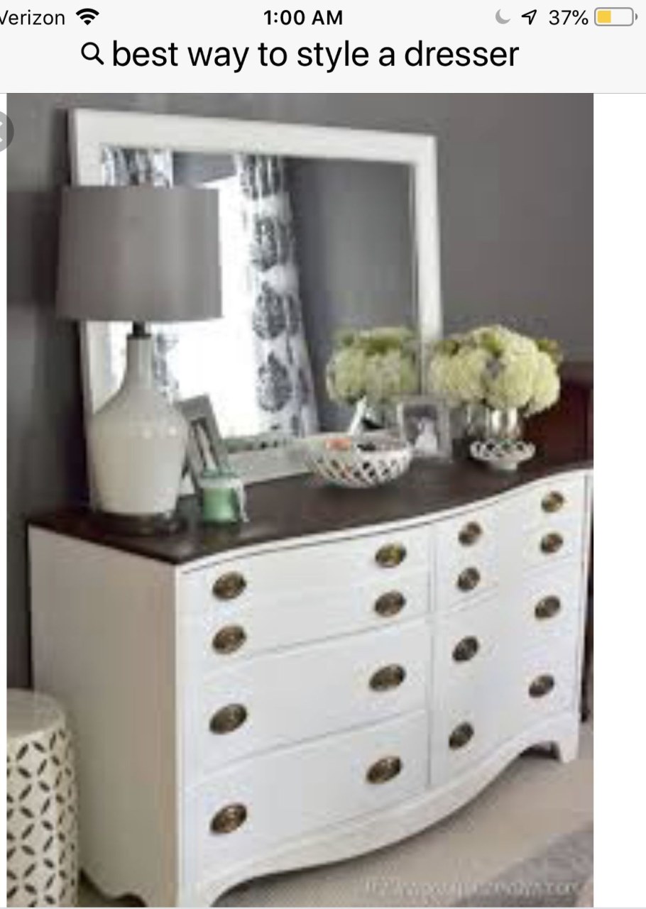 Декорация комода