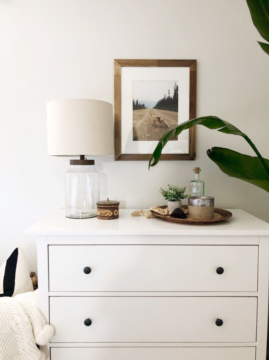 Декорируем комод зеркалами