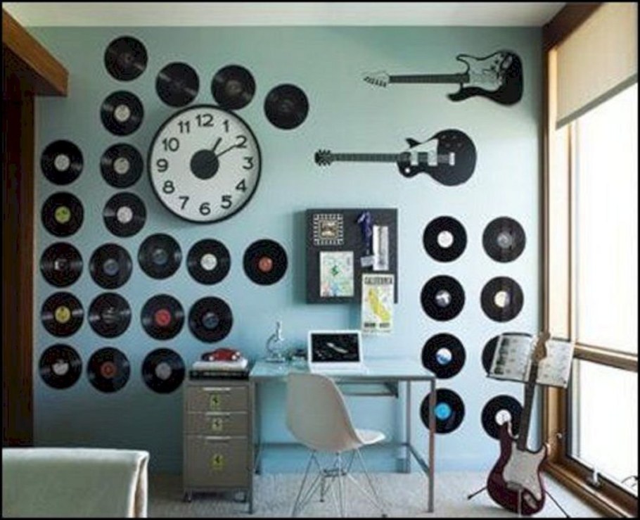 Комната в музыкальном стиле